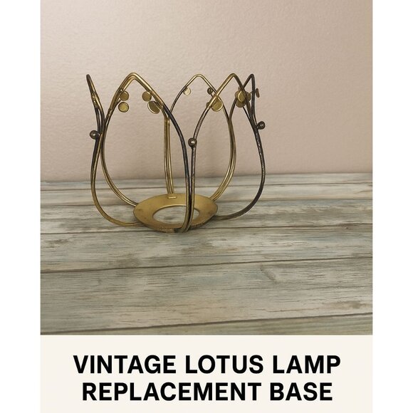 Vintage Hollywood Regency Lotus Lamp Base Petals Replacement Frame Only - Picture 1 of 7